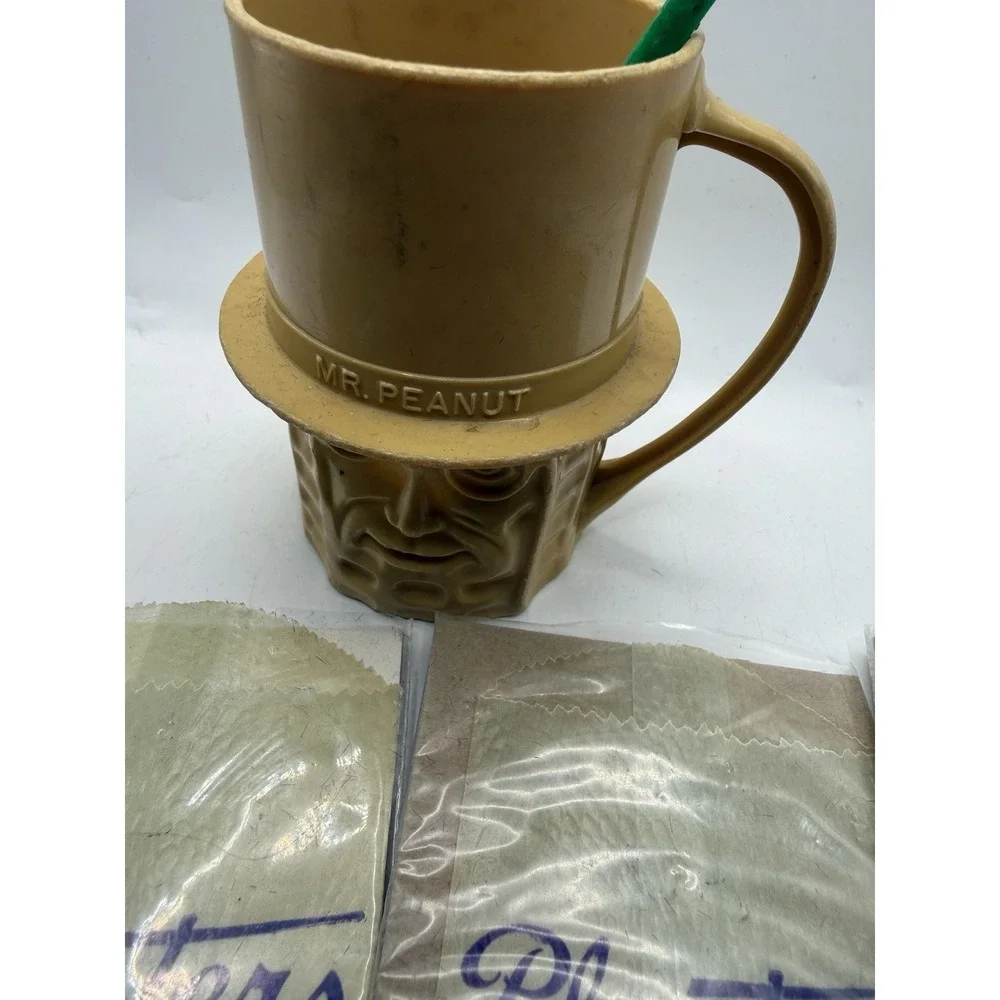 (4) Vintage Planters Mr Peanut Wax Bags Lot 1930s-50s (NOS) + Cup & Stirrer